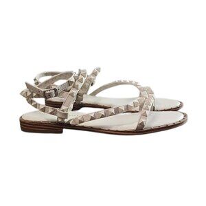 MADDEN GIRL Light beige flights studded flat sandals